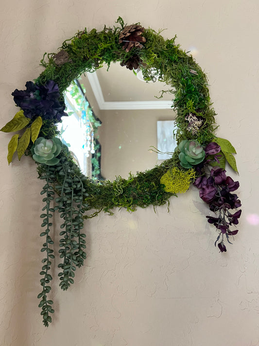 Small Portal/Moss Mirror